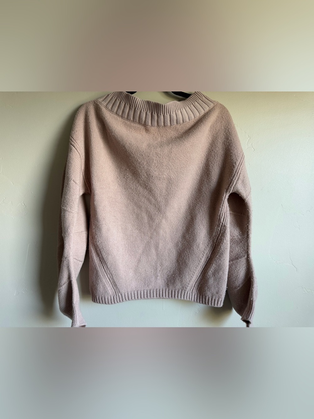 Women’s Opening Ceremony Off the Shoulder Sweater Size (Medium-Best Guess)
